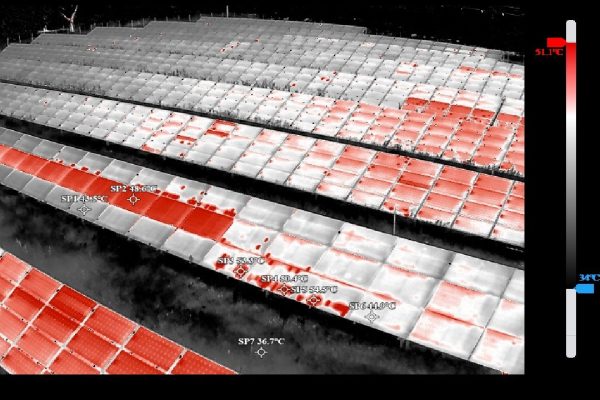 Rilevamento con termocamera drone pannelli fotovoltaici