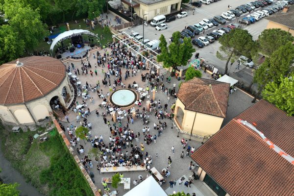 Ripresa dall'alto aerea festa Castel Goffredo